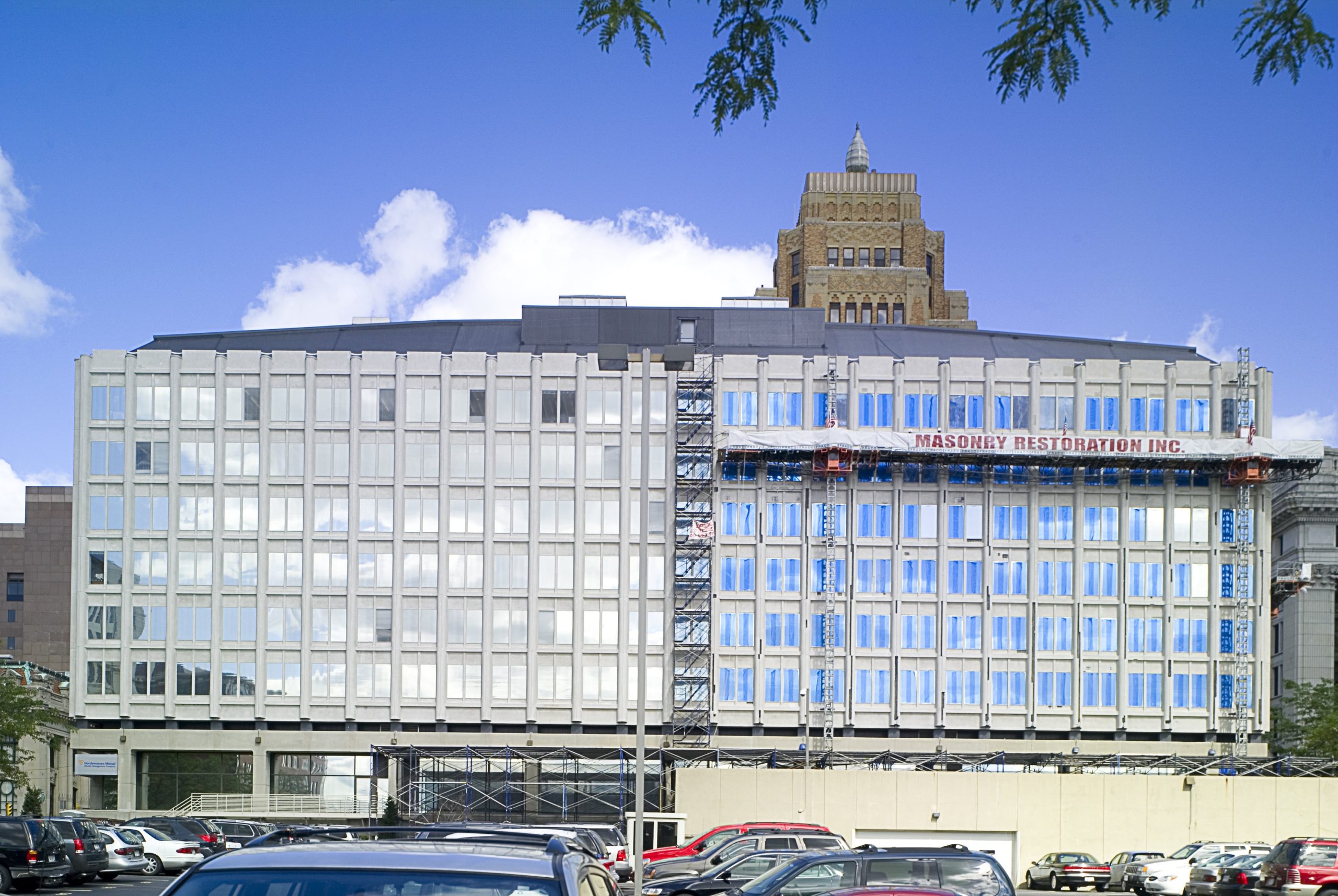 611 East Wisconsin-min